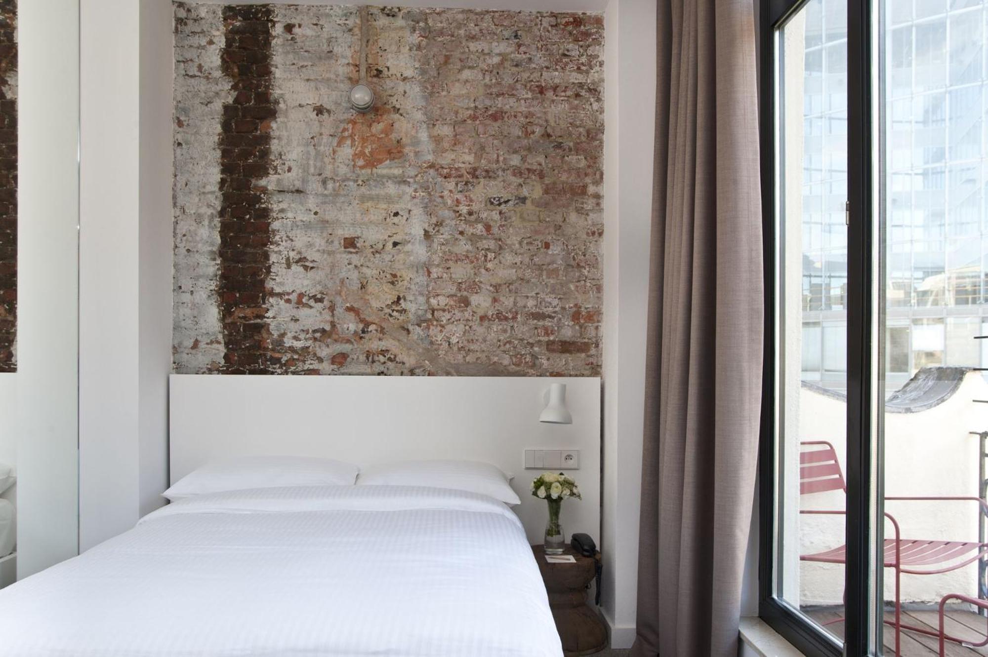 9Hotel Central Brussels Bilik gambar